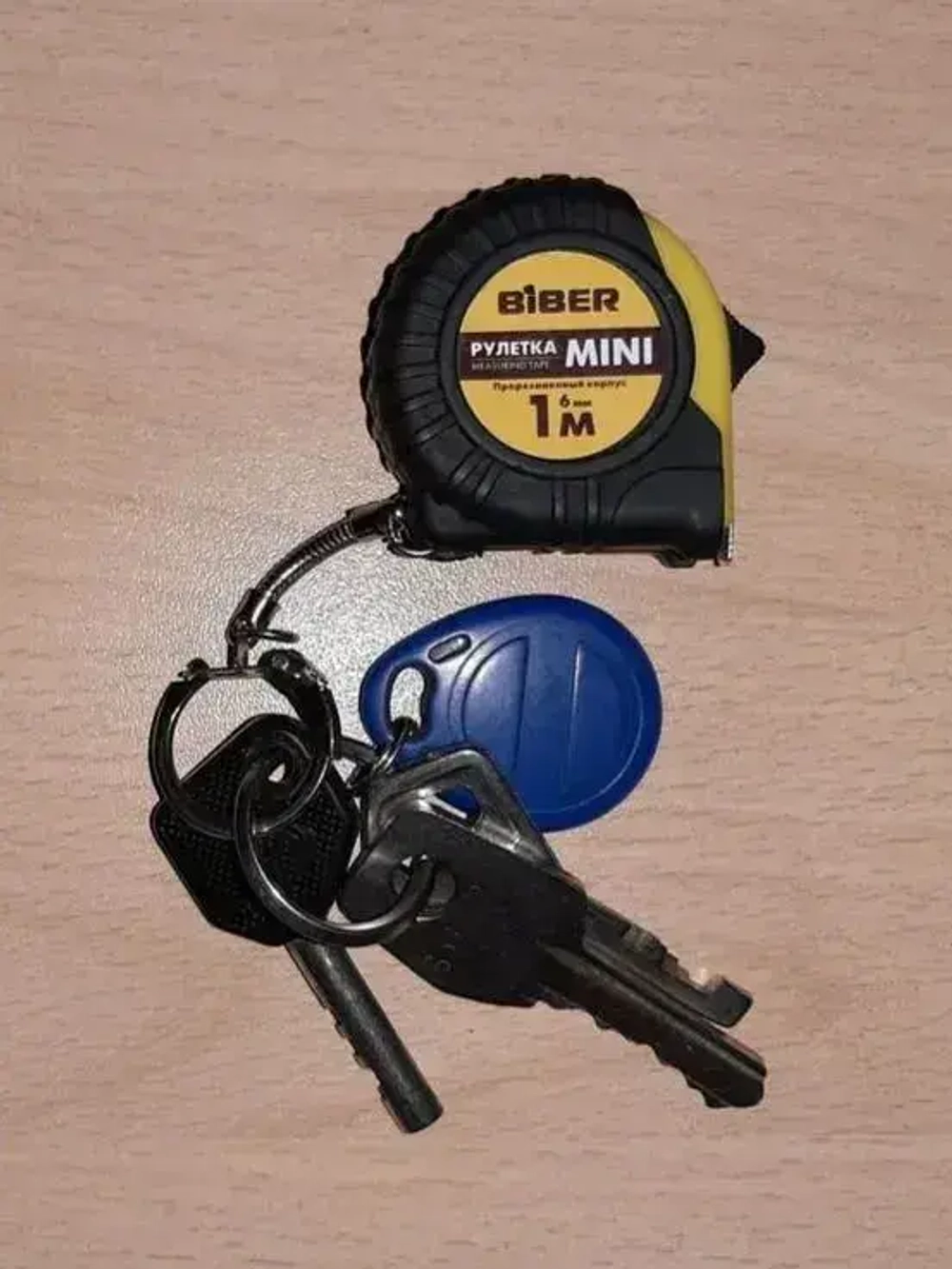 Измерительная рулетка брелок Biber Mini 1 м х 6 мм