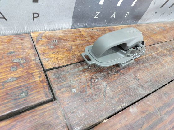 Ручка двери внутренняя правая Nissan Micra (K12), Note 1 (E11)  Б/У Оригинал 80670AX603