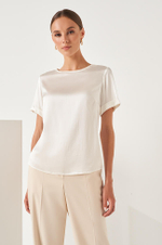 23061 Блузка женская (молочный)