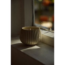 Свеча ароматическая Nutmeg, Leather & Vanilla из коллекции Edge, бежевый, 30 ч