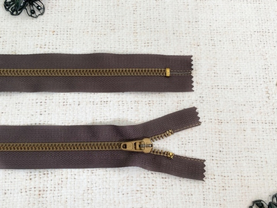 Молния трактор пластик п/а усиленная, Т7, 18 см, коричневый