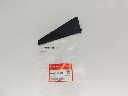 накладка на пластик верхняя левая Honda VFR800 64596-MCW-D00