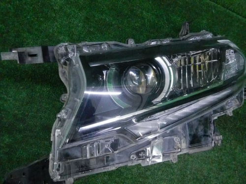 Фара левая Toyota Land Cruiser Prado 150 (2017-н.в.) LED