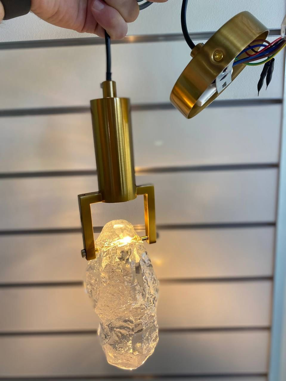 Люстра Gladys One