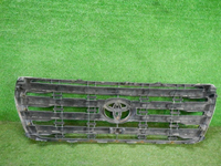 Решетка радиатора Toyota Land Cruiser 200 (2007-2012)