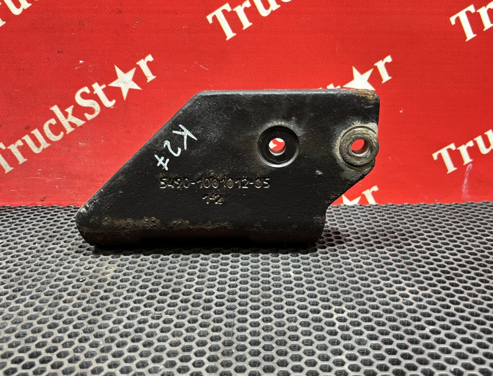 Кронштейн подушки двигателя правый