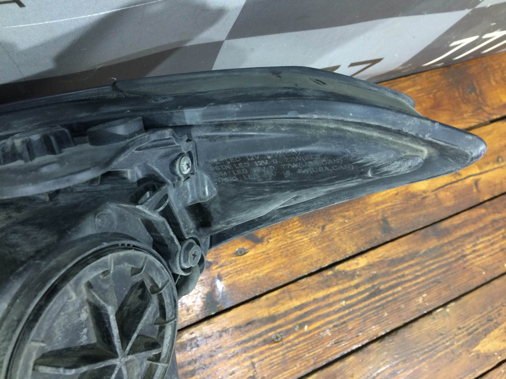 Фара правая ксенон Genesis G80 1 16-20 Б/У Оригинал 92104B1120