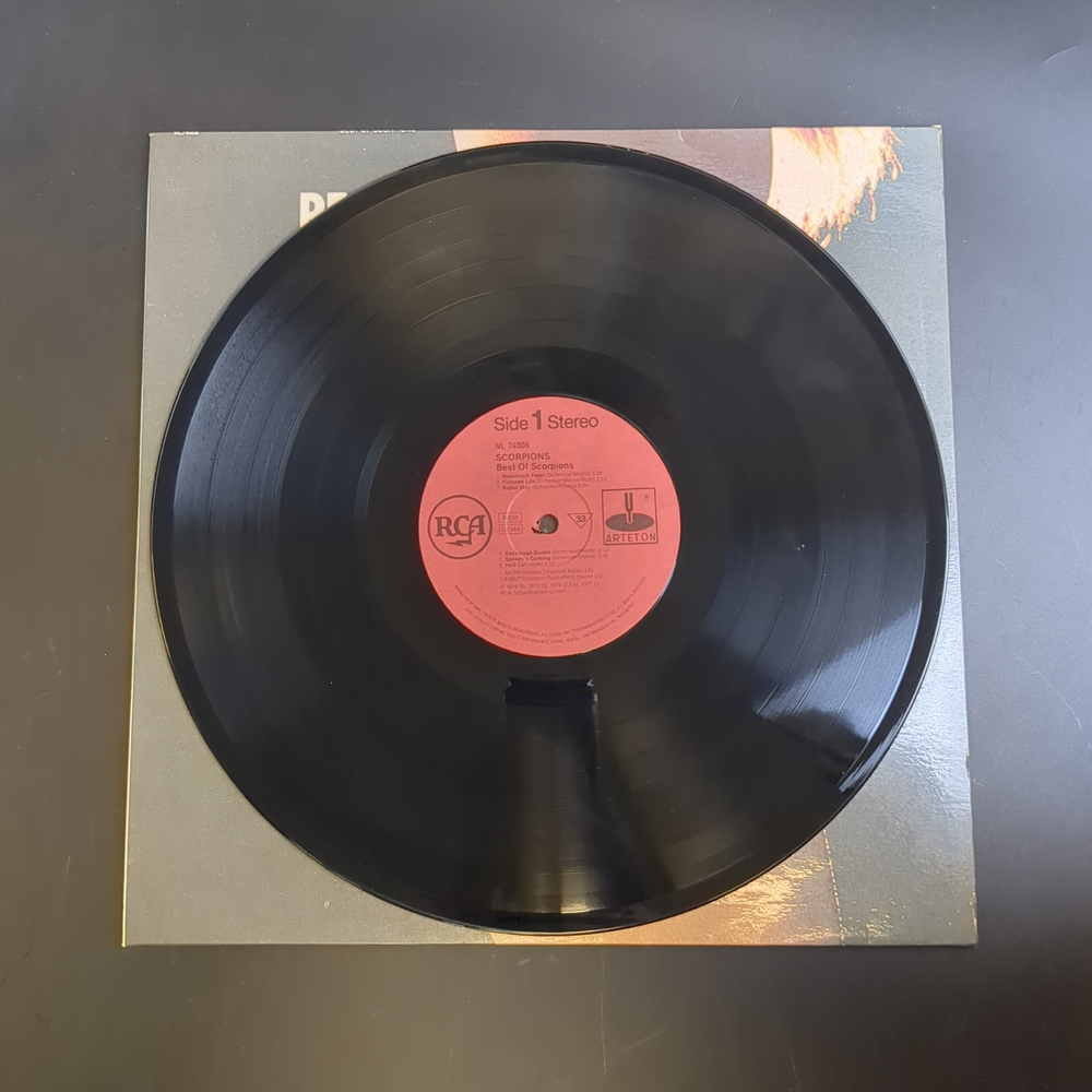 LP Scorpions – Best Of Scorpions. Зарубежный рок. Виниловая пластинка 12 дюймов.