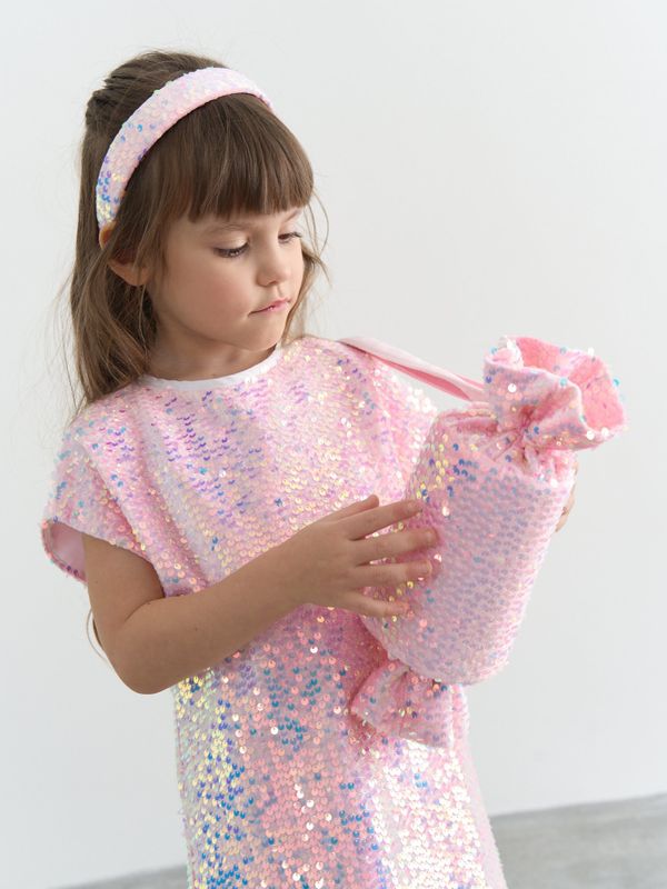 Платье бархатное с пайетками 