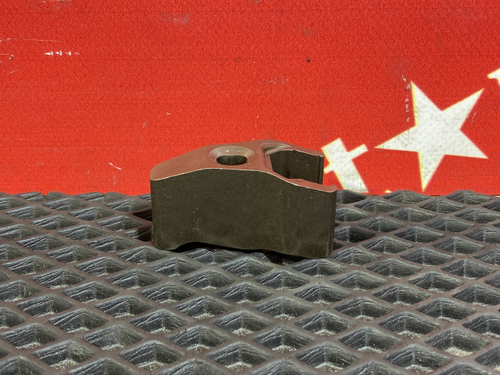 Кронштейн форсунки