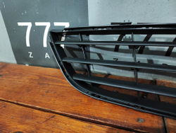 Решетка переднего бампера Opel Corsa D Новая Оригинал 13179942