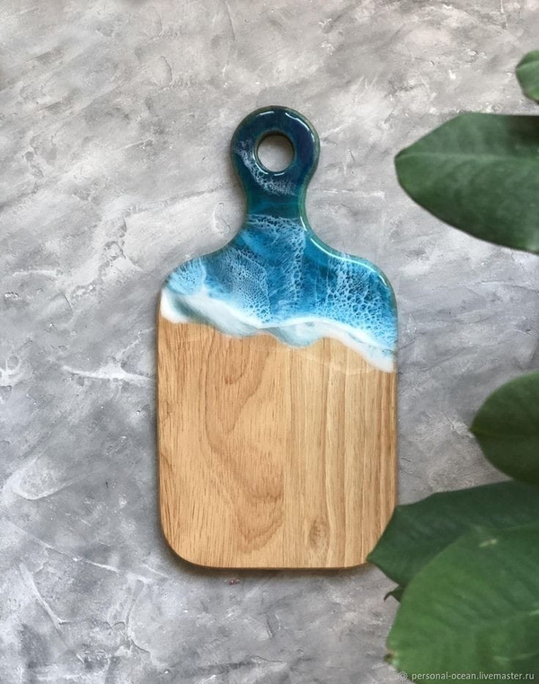 Доска с эпоксидной смолой