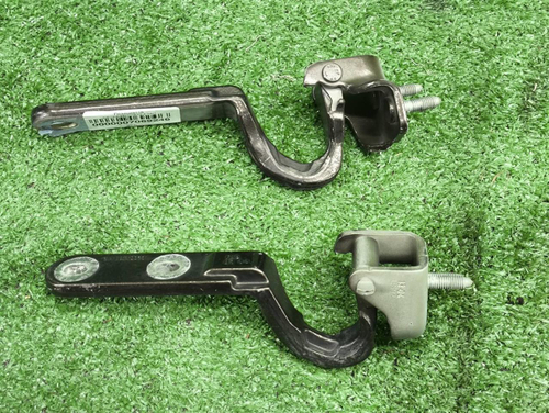 Петля крышки багажника Mercedes W166 M GLE (11-18)