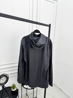 Льняной костюм Kiton