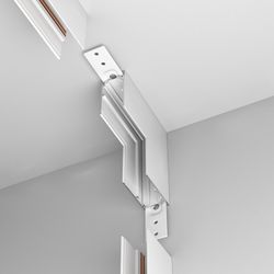 Соединитель угловой внутренний для треков накладных Maytoni Accessories for tracks Exility TRA034ICL-41W