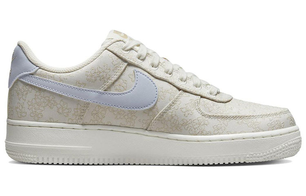 Кроссовки Nike Air Force 1 Low (Женская размерная сетка)