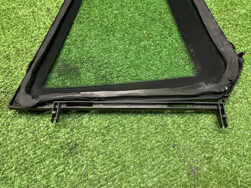 Форточка двери задняя правая BMW X3 F25 (10-17)