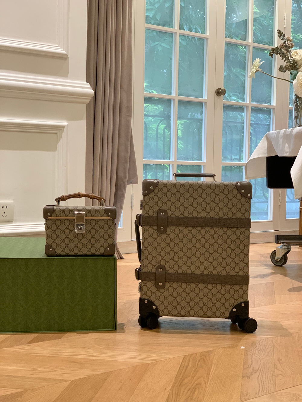 Gucci Globe-Trotter GG Beauty Case