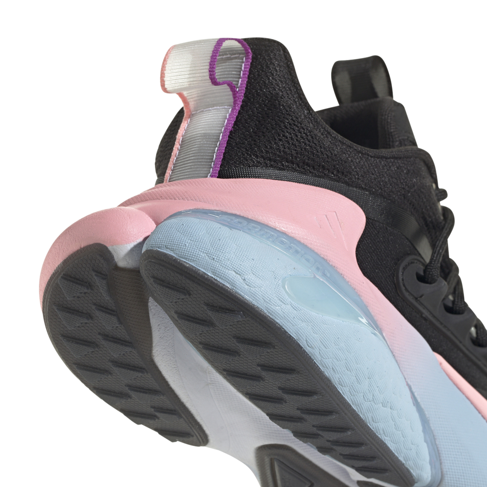 Кроссовки женские ADIDAS AlphaBoost V2