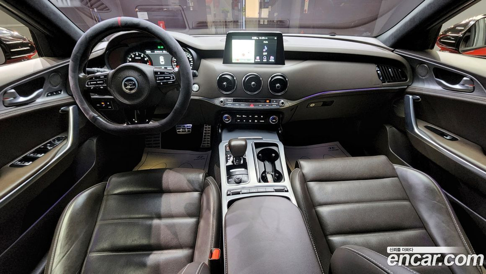 Kia Stinger 3.3 Turbo AWD (10.2019)