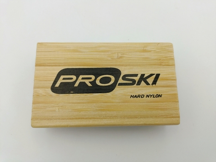 Щетка PROSKI жесткий нейлон