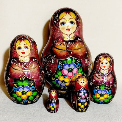 Матрешки деревянные