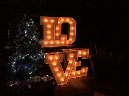 «LOVE»