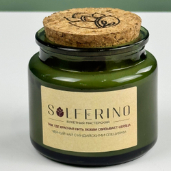 Ароматизированная свеча в стекле с восточными ароматами