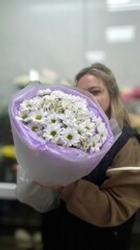 Букет из хризантем с танацетумом