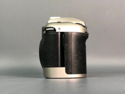 Nikon F80