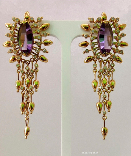 Серьги Эстерелла золото 750, аметисты, бриллианты.