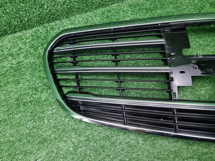 Решетка радиатора Mercedes S W223 (2020-н.в.)