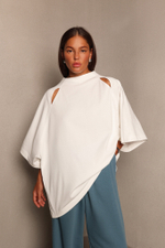 Футболка-реглан с разрезами