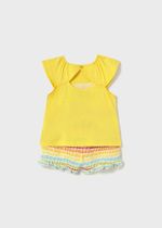 футболка с шортами