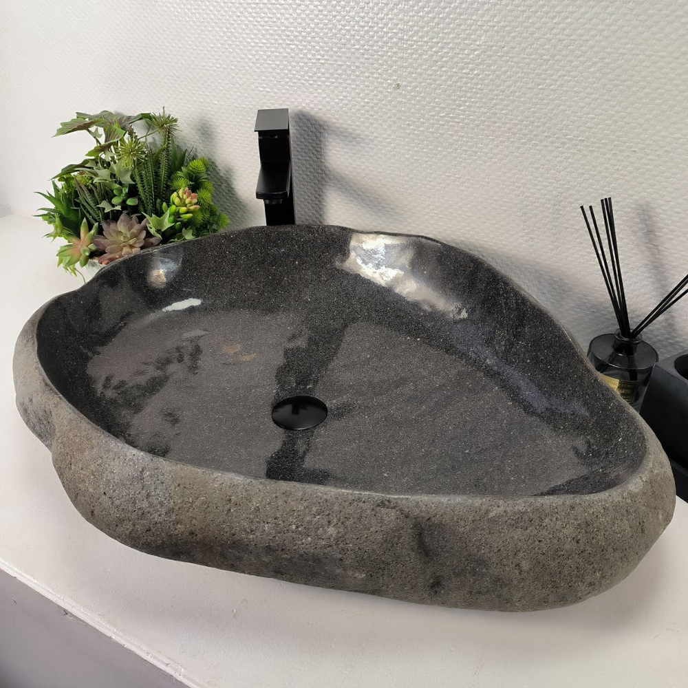 Раковина из речного камня RS-64963 76*54*15 0863