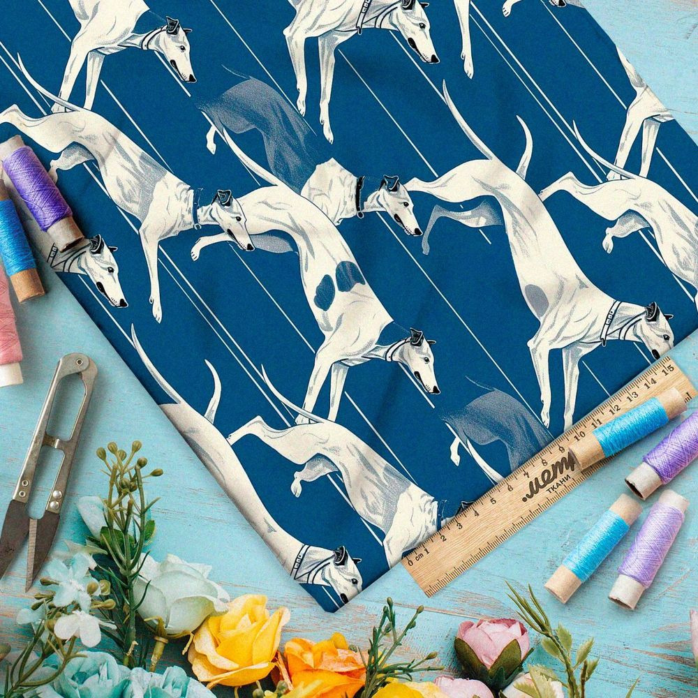 Ткань премиум флис гончие на серо-голубом