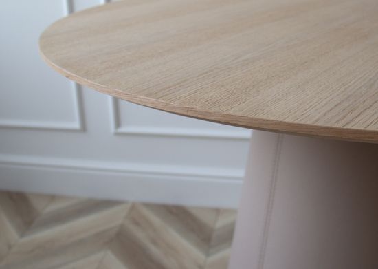 Стол обеденный Lagom D 100 см (натуральный дуб / бежевый, кожа)