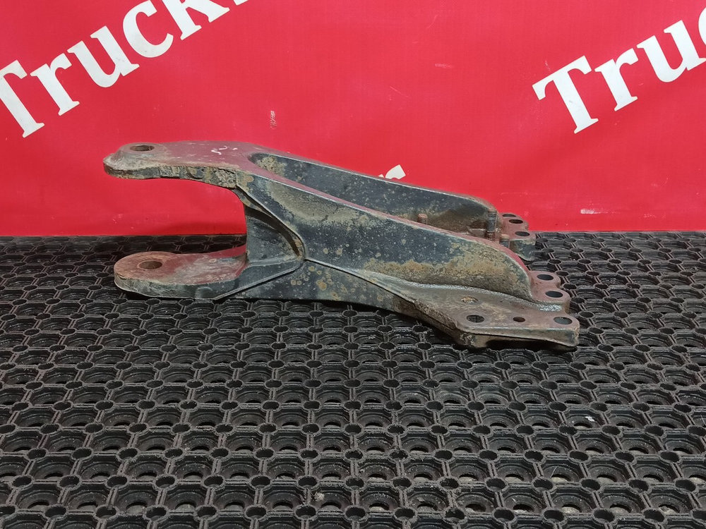 Кронштейн полурессоры задний