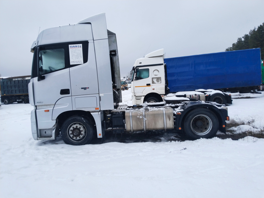 Foton AUMAN 4x2 Седельный тягач EST A 1844 MT (Дизельный, 11,8 л, МТ, 450 л.с.)