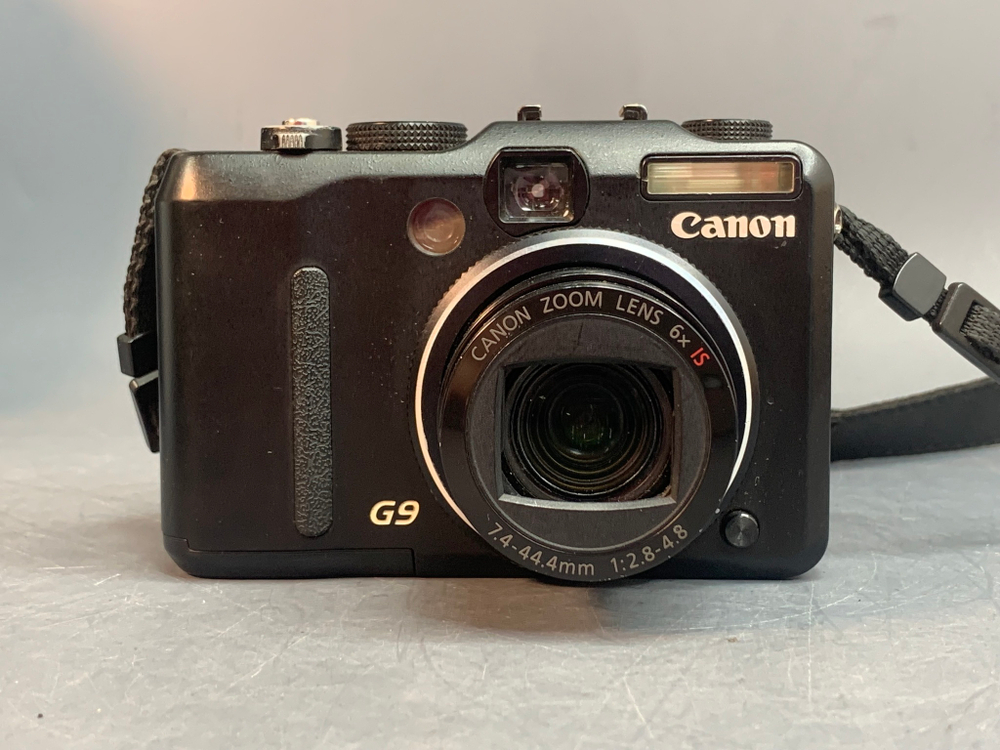 Canon PowerShot G9 царапины