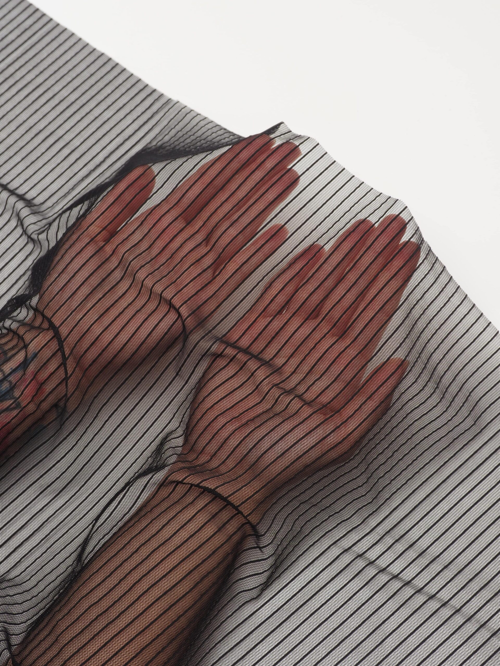 Сетка эластичная черная в полоску метражом