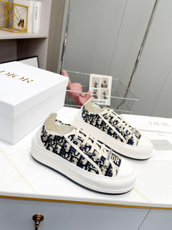 Christian Dior Walk'n'Dior Sneaker