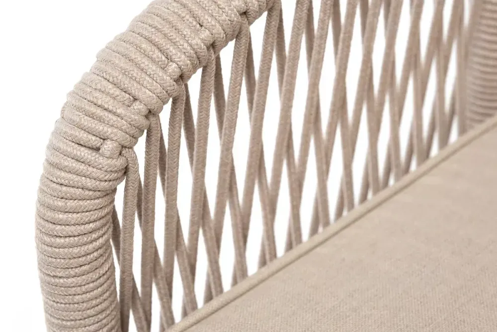 "Канны" кресло плетеное из роупа, каркас алюминий белый муар, роуп бежевый круглый, ткань бежевая 052