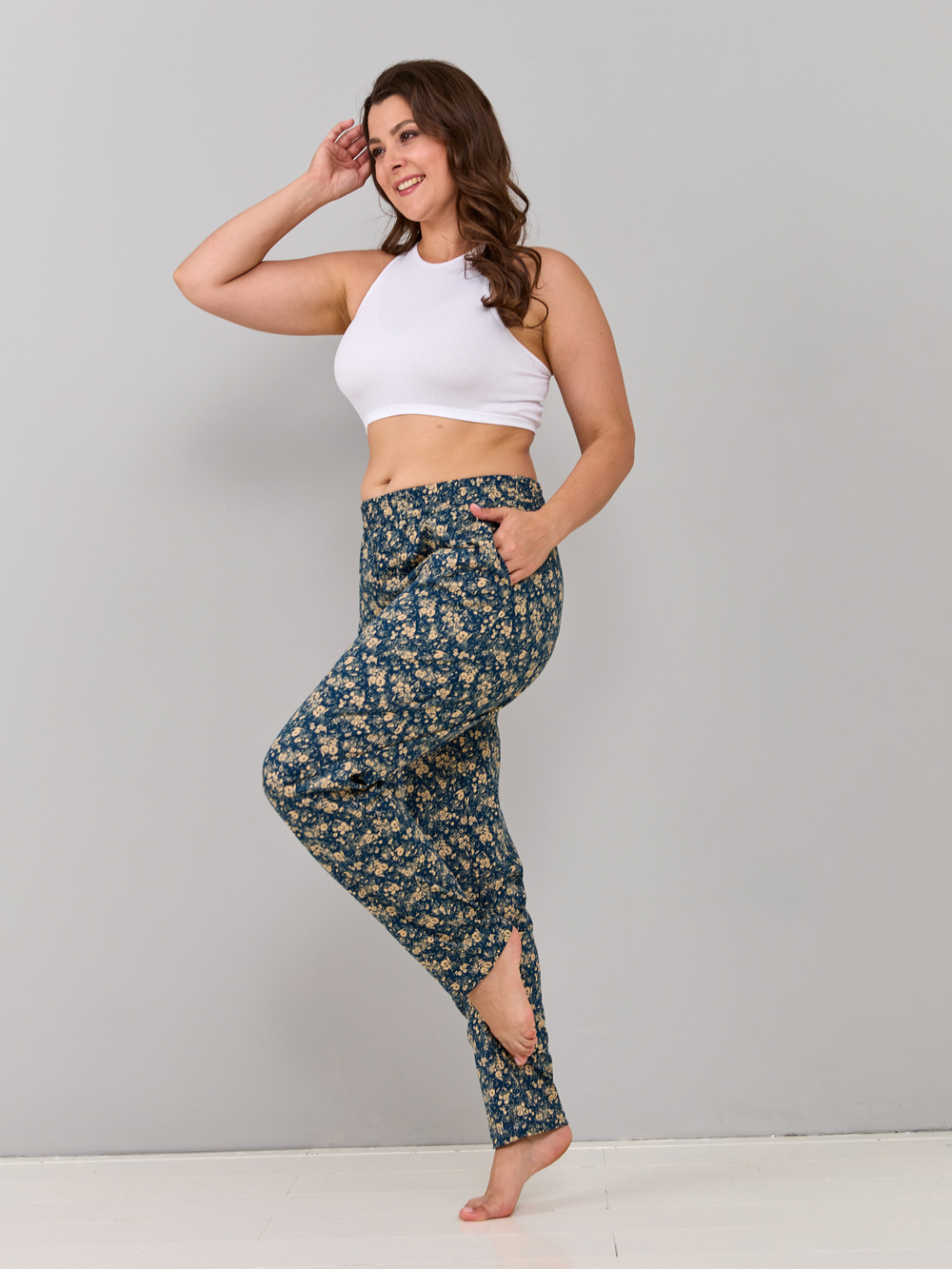 Брюки Б-18/индиго-цветыбежевые