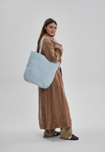 сумка шоппер небесно-голубой на молнии замша