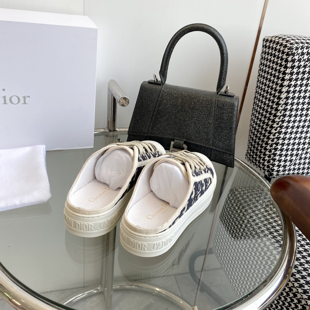 Christian Dior Walk'n'Dior Sneaker