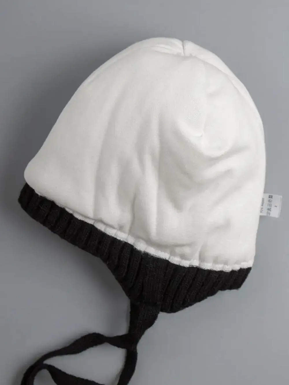 Шапка зимняя вязаная с помпоном для девочки