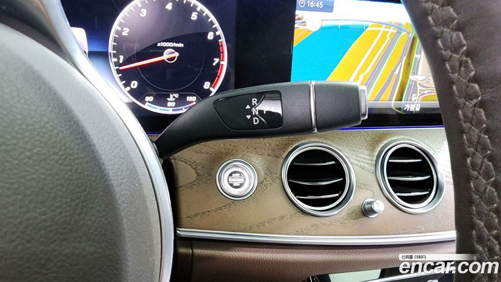 Mercedes-Benz E-Class W213 E300 4MATIC Exclusive (03.2020)