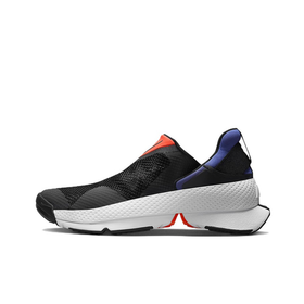 Женские кроссовки Nike GO FlyEase 'Black Bright Crimson Sapphire' DR5540-003