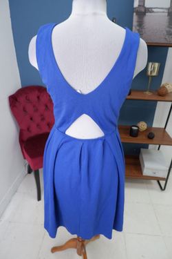 Платье Reserved стильное 46 размер